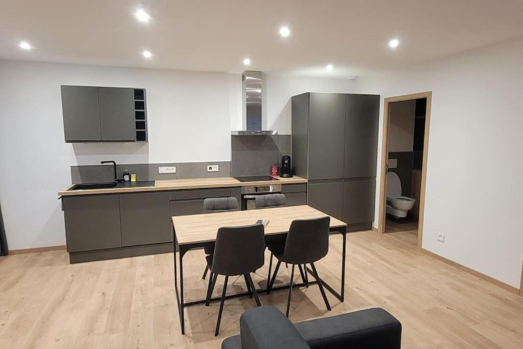Superbe Appartement T2 Climatise, Idealement Situe Южин Екстер'єр фото